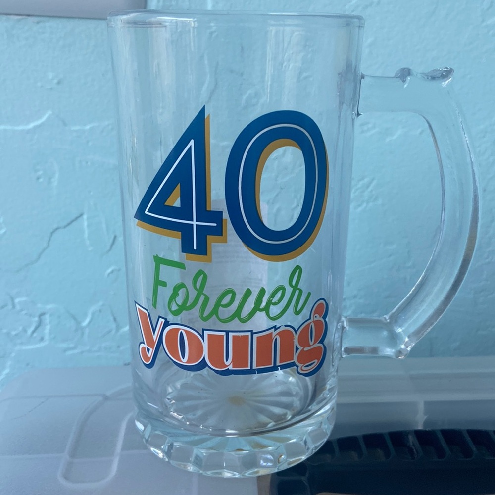 Glass mug
